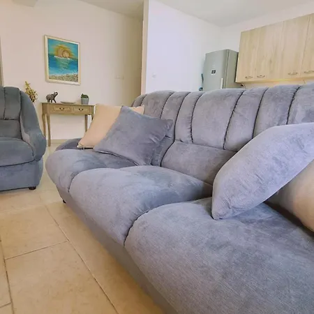 Mermaid's Cove לימסול